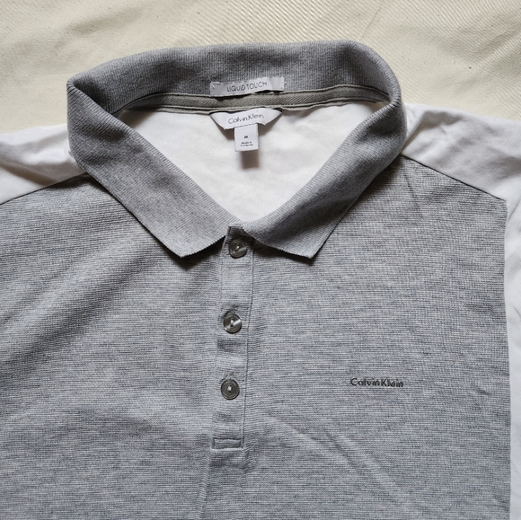Calvin Klein Men's Liquid Touch Polo shirt (Medium) - Picture 2 of 8